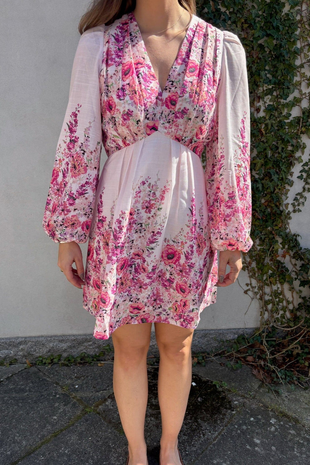 Forudbestilling - Neo Noir - Semila Flower Print Dress 166452 - 165 - Rose Kjoler 