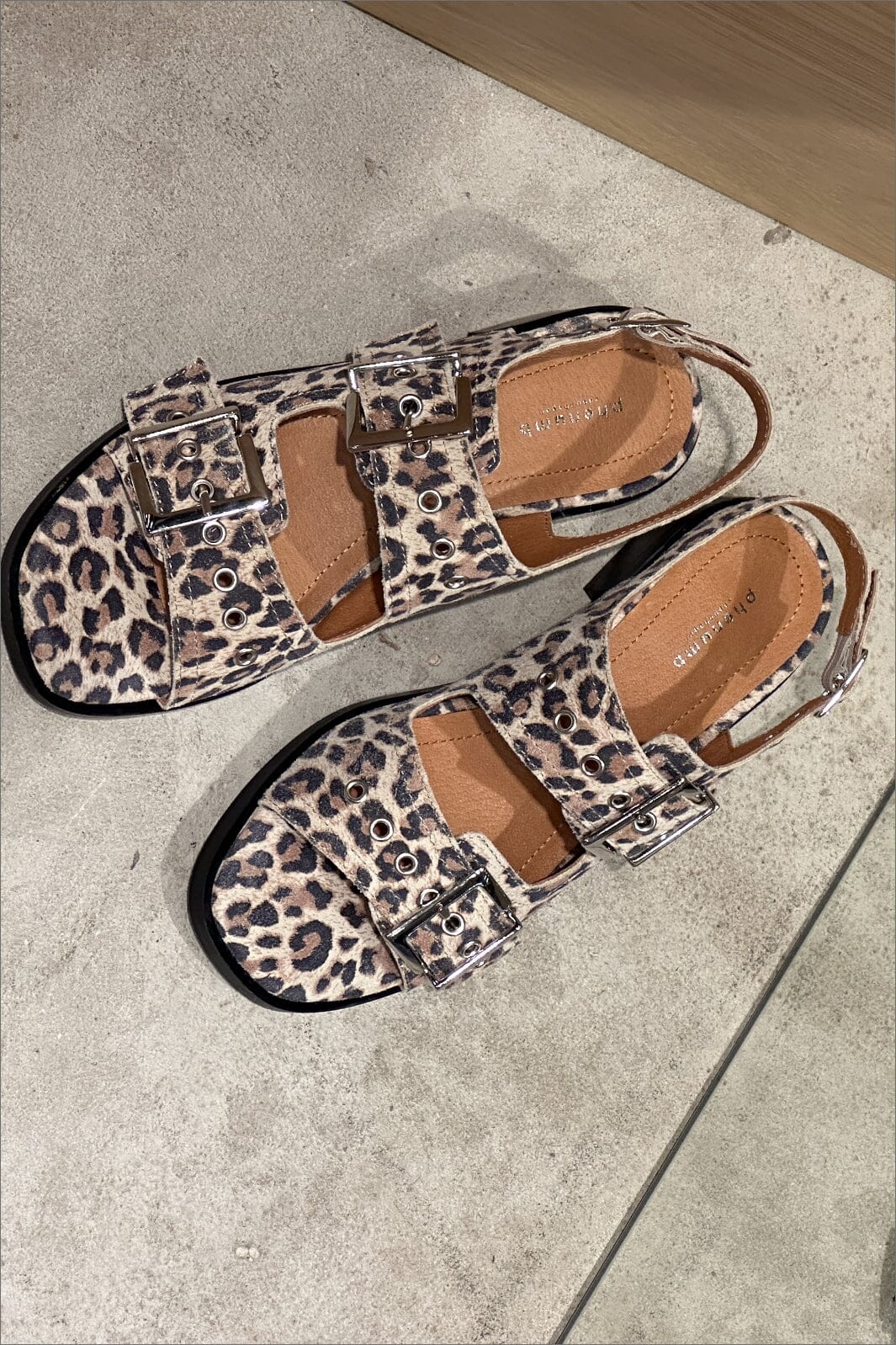 Forudbestilling - Phenumb Copenhagen - Next S - Leopard Ballerinaer 