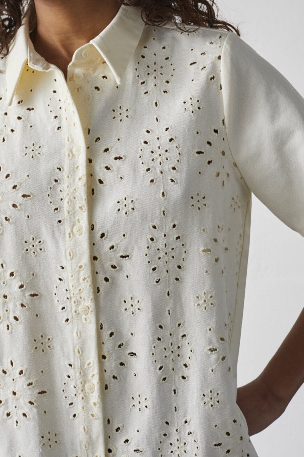 Sisters Point - Elsana-Dr 18537 - 115 - Cream