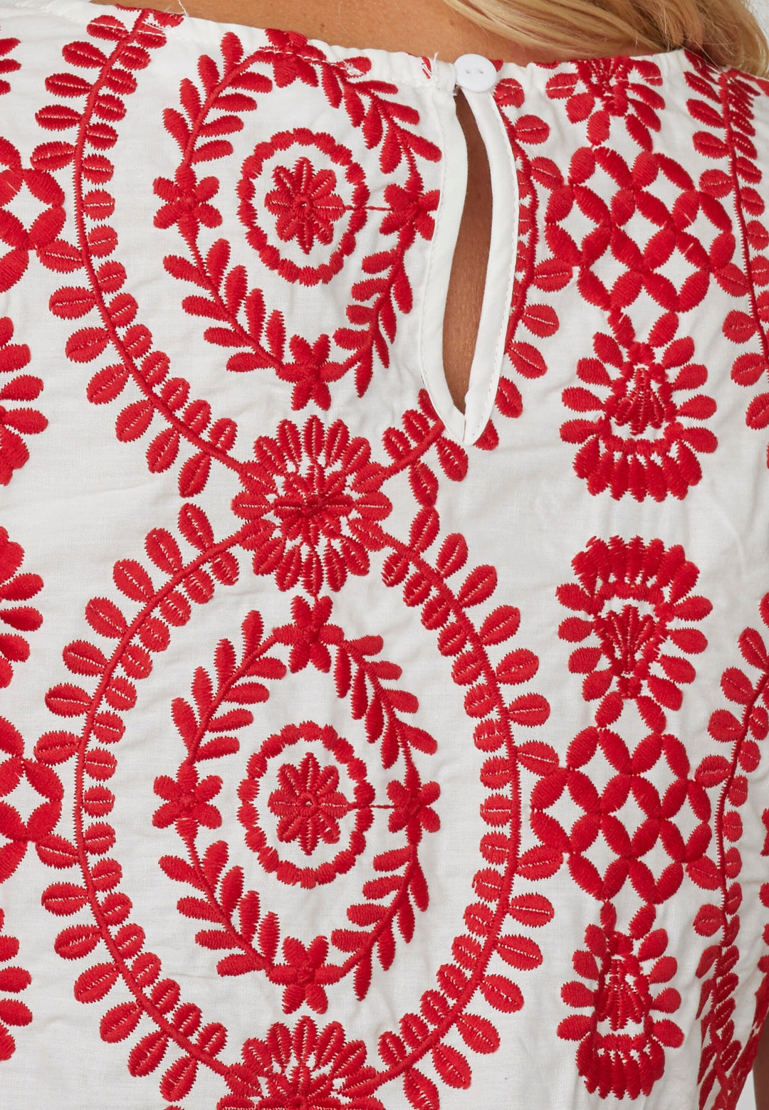 Forudbestilling - Sisters Point - Gilma-Ta - 111 White/Red Toppe 