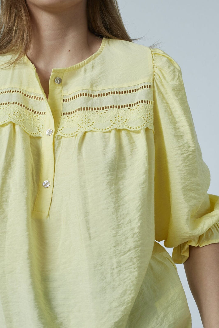 Sisters Point - Vidar-Ss 18929 - 602 - Pale Banana