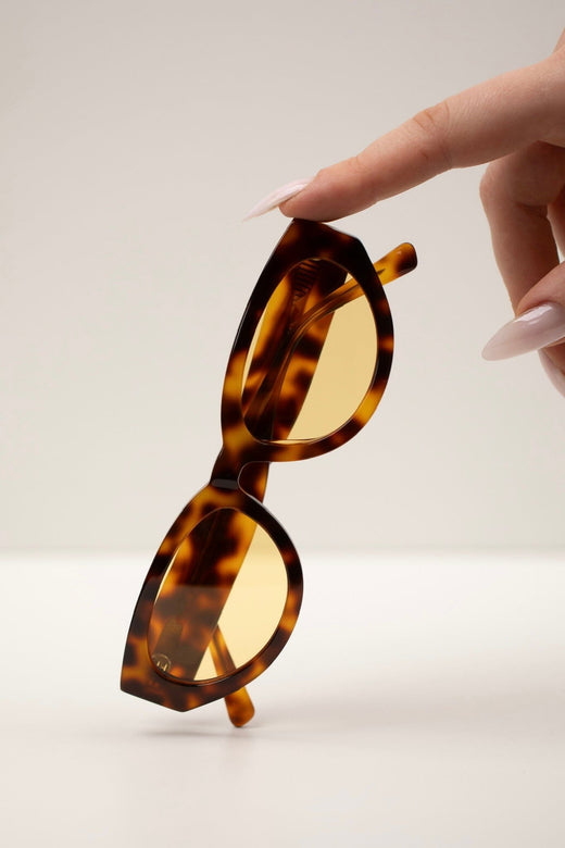 Forudbestilling - Valentin Studio - Audrey 1-001 - Tortoise Yellow Solbriller 