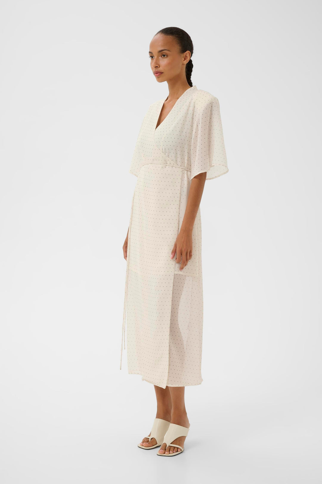 Gestuz - Gzdorah P Wrap Dress 10911150 - 109386 - Birch Dot Kjoler 