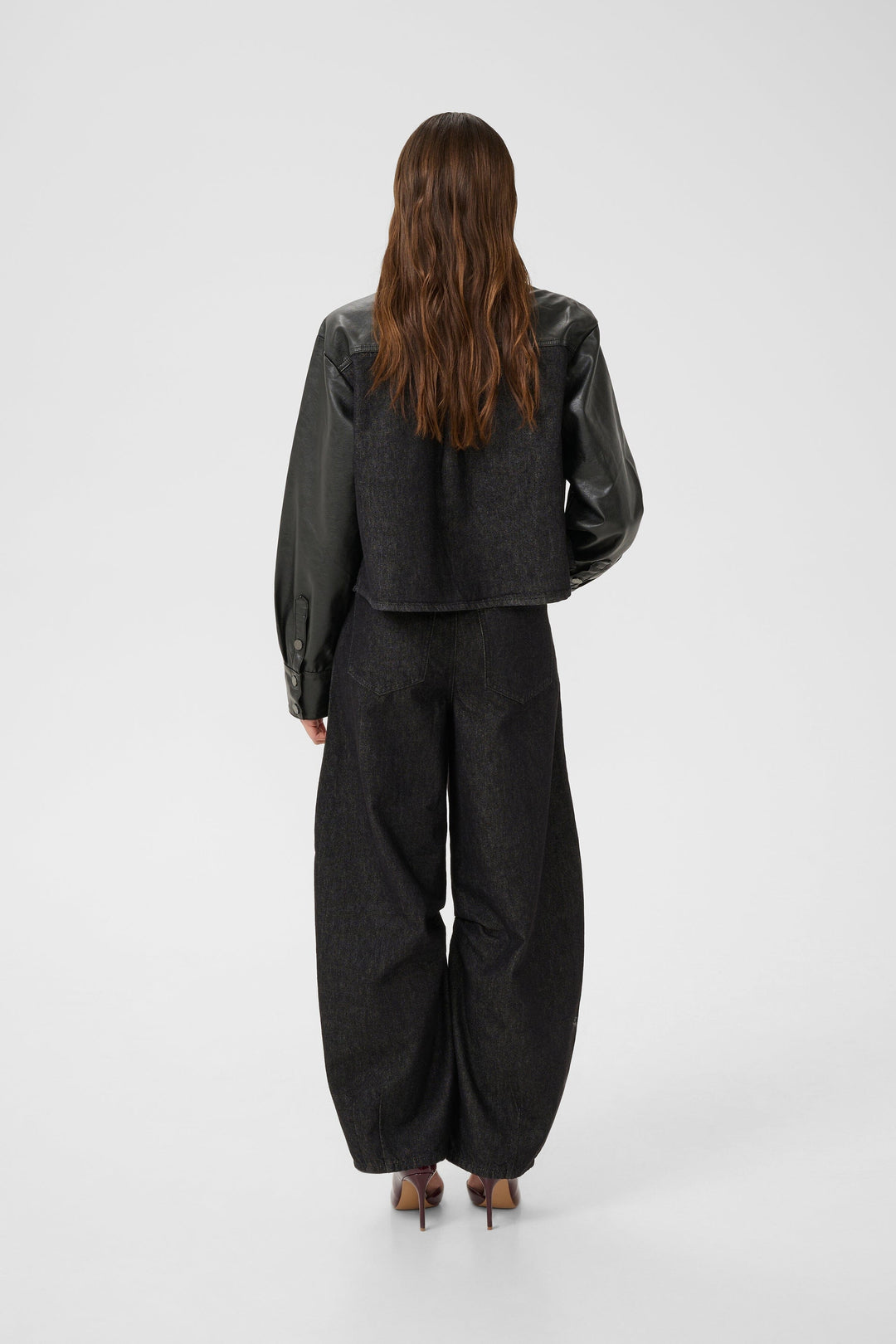 Gestuz - Gzjunia Barrel Jeans 10910571 - 100017 - Black Jeans 