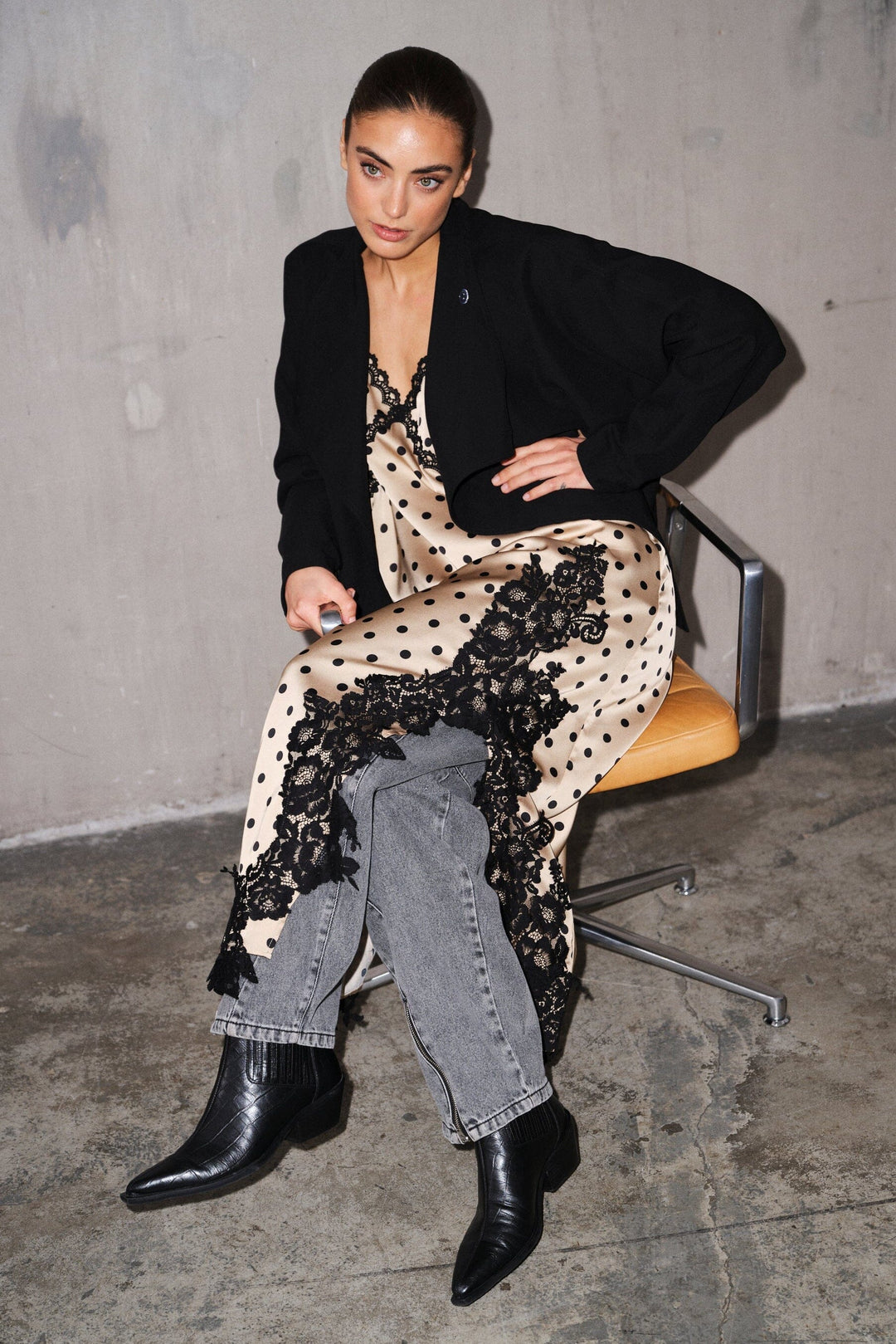 Gossia - Dahliago Mi Dress G3010 - Latte Black Dots Kjoler 