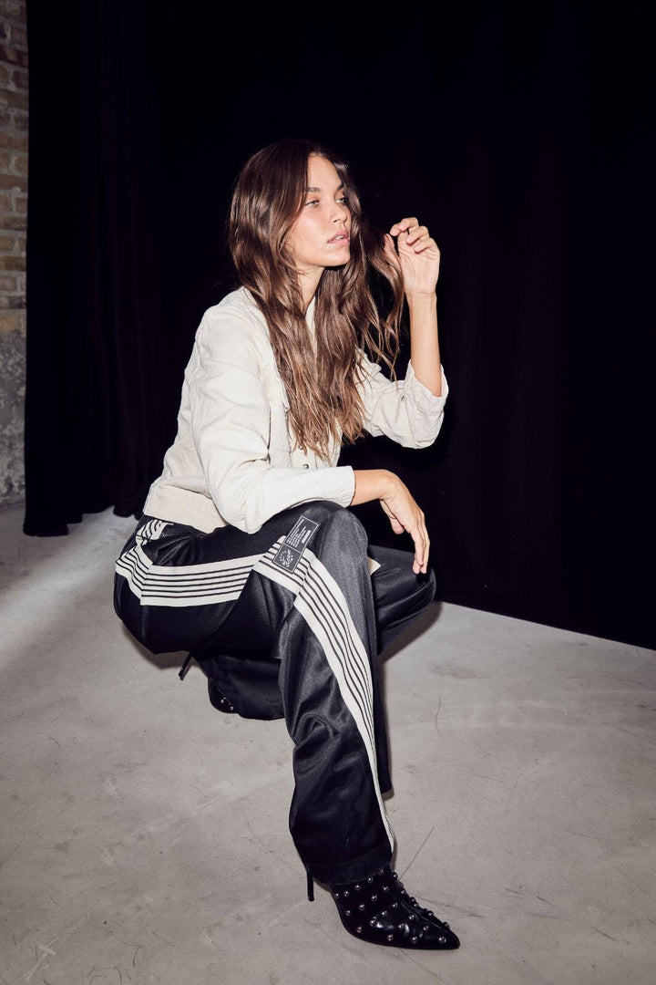 Haute L'Amitié - Baggy Track Tall Pants HL10071 - Black Bukser 