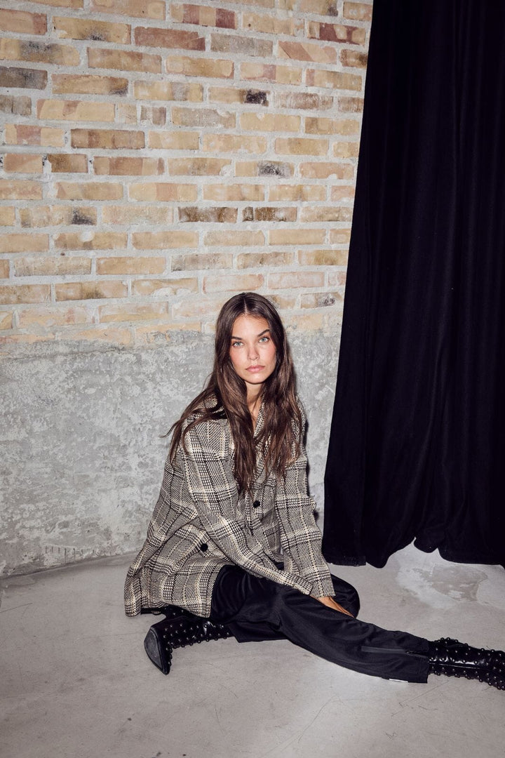 Haute L'Amitié - Blanket Check Blazer HL10270 - Mocca Blazere 