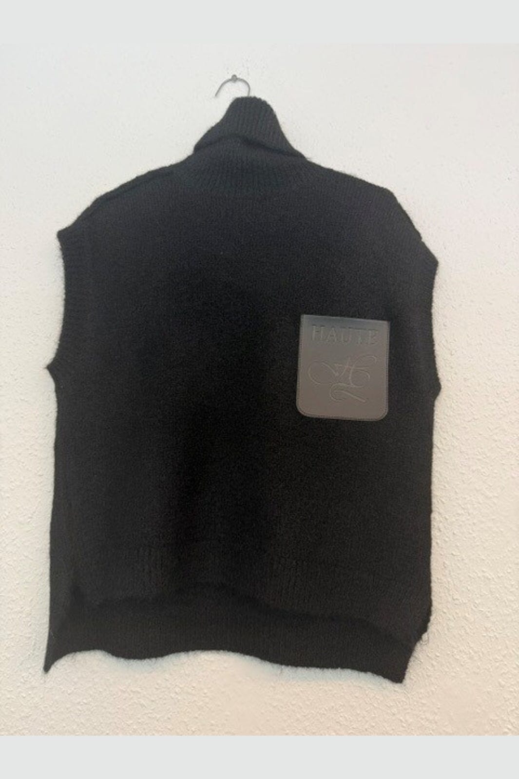 Haute L'Amitié - Darcia Pocket Knit Vest HL10978 - Black