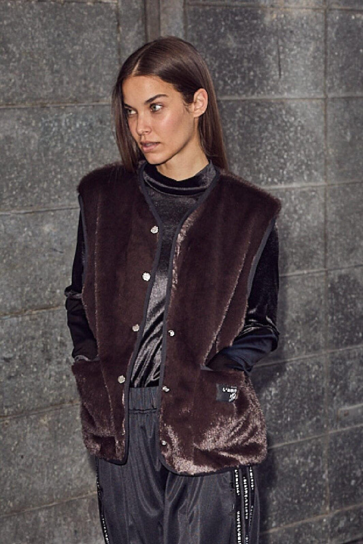 Haute L'Amitié - Fur Tech Vest HL10254 - Mocca Veste 