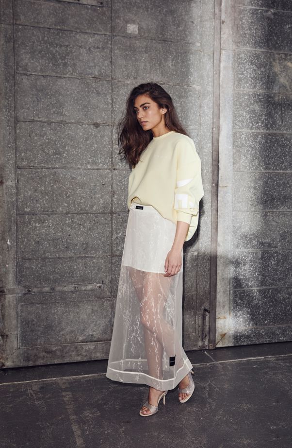 Haute L'Amitié - Maxi Split Logo Sweat HL10413 - Pale Yellow Sweatshirts 