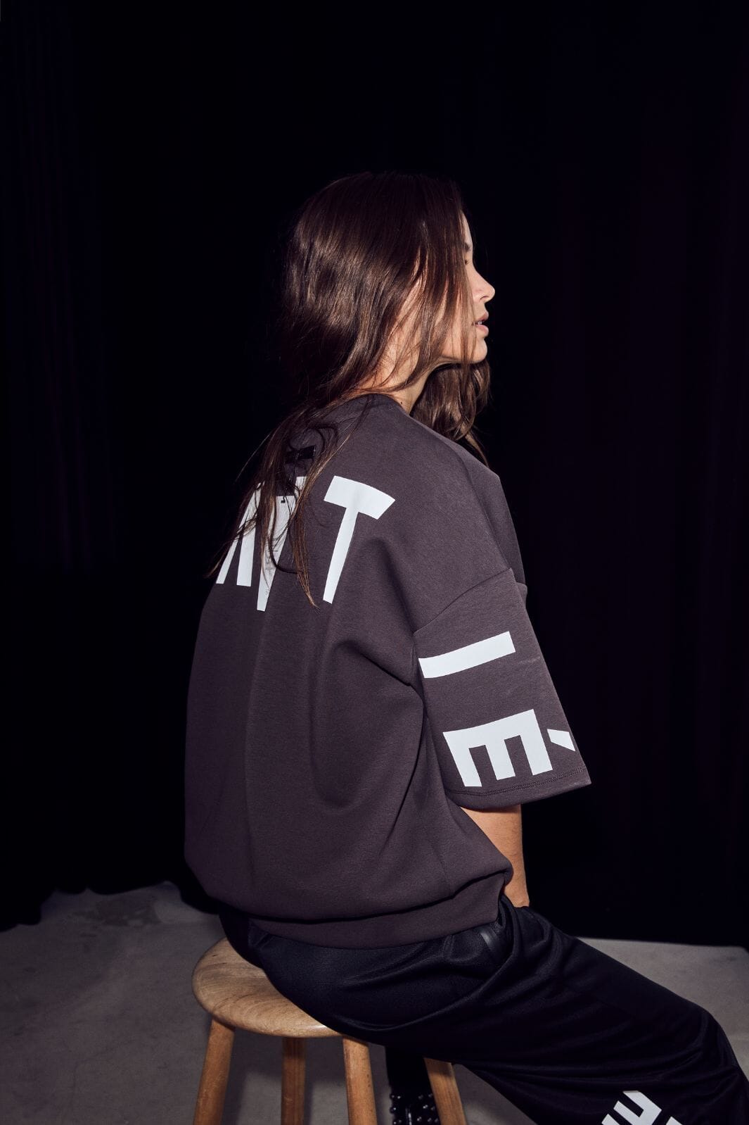 Haute L'Amitié - Maxi Split Ss Logo Sweat HL10461 - Antracit Sweatshirts 