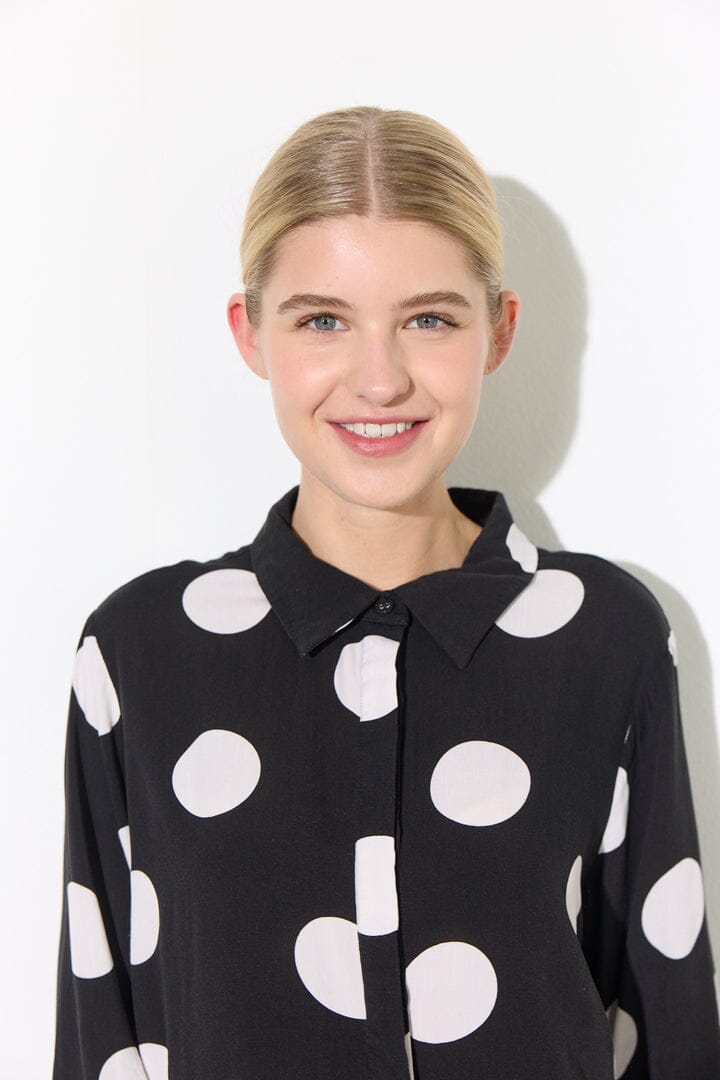 Hunkøn - Vicky Shirt 25980 - Big Dots Skjorter 
