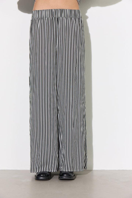 Hunkøn - Vicky Trousers 25981 - Black Striped Bukser 