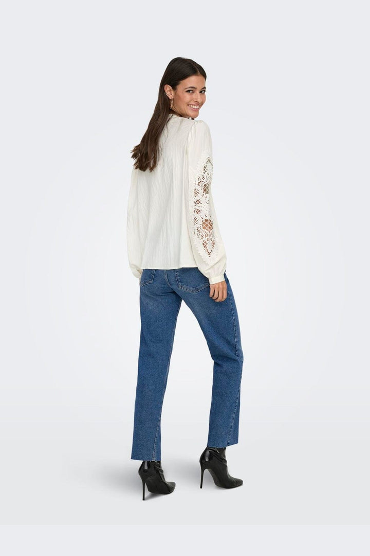 JDY - Jdycora L/S Shirt - 5035112 Cloud Dancer