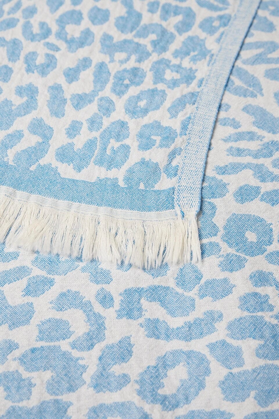 Lala Berlin - Beach Blanket Benice 10021048 - Blue Leo Håndklæder 