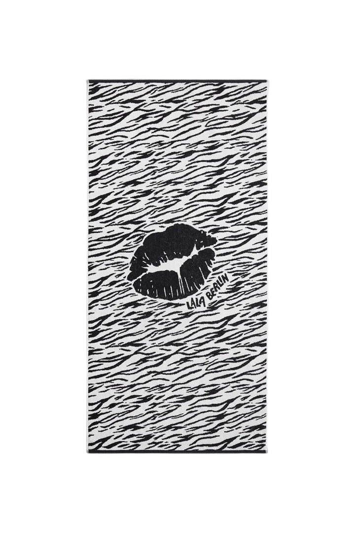 Lala Berlin - Beach Towel Batu 10021194 - White Black Tiger Håndklæder 