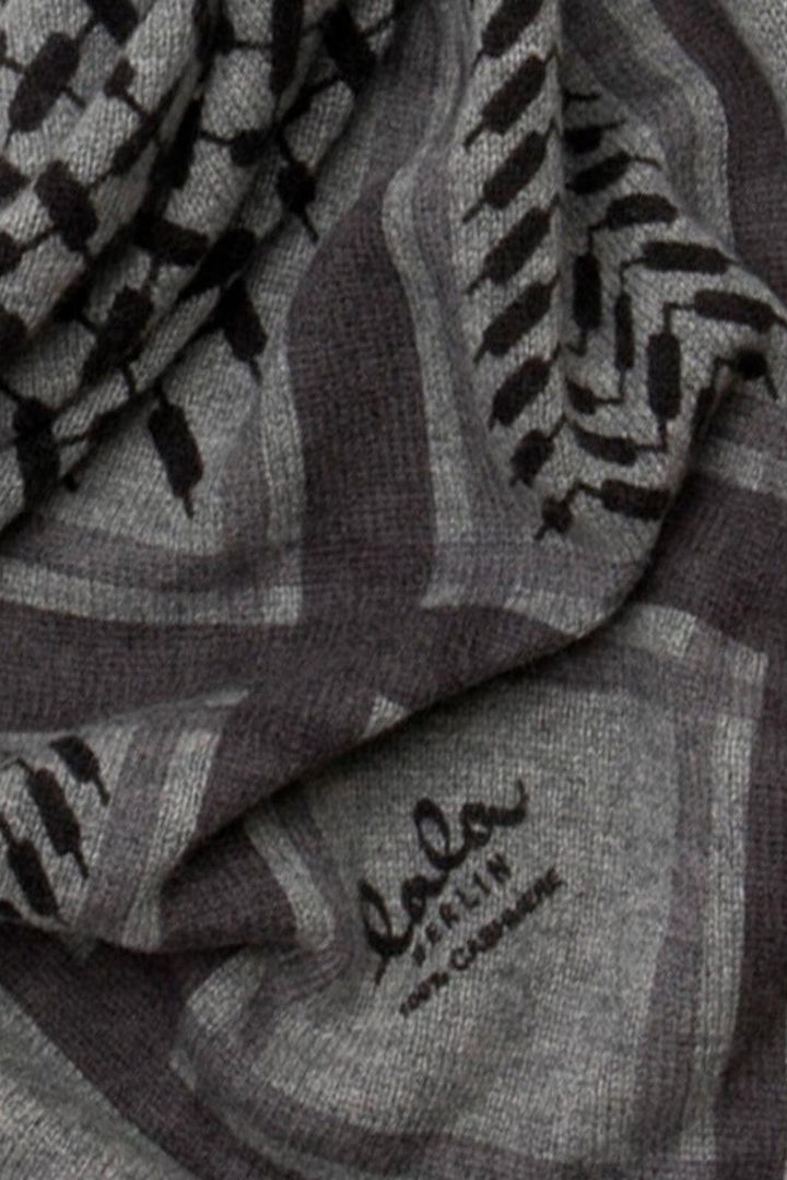 Lala Berlin - Triange Trinity Classic M - City Middle Grey Melange Tørklæder 