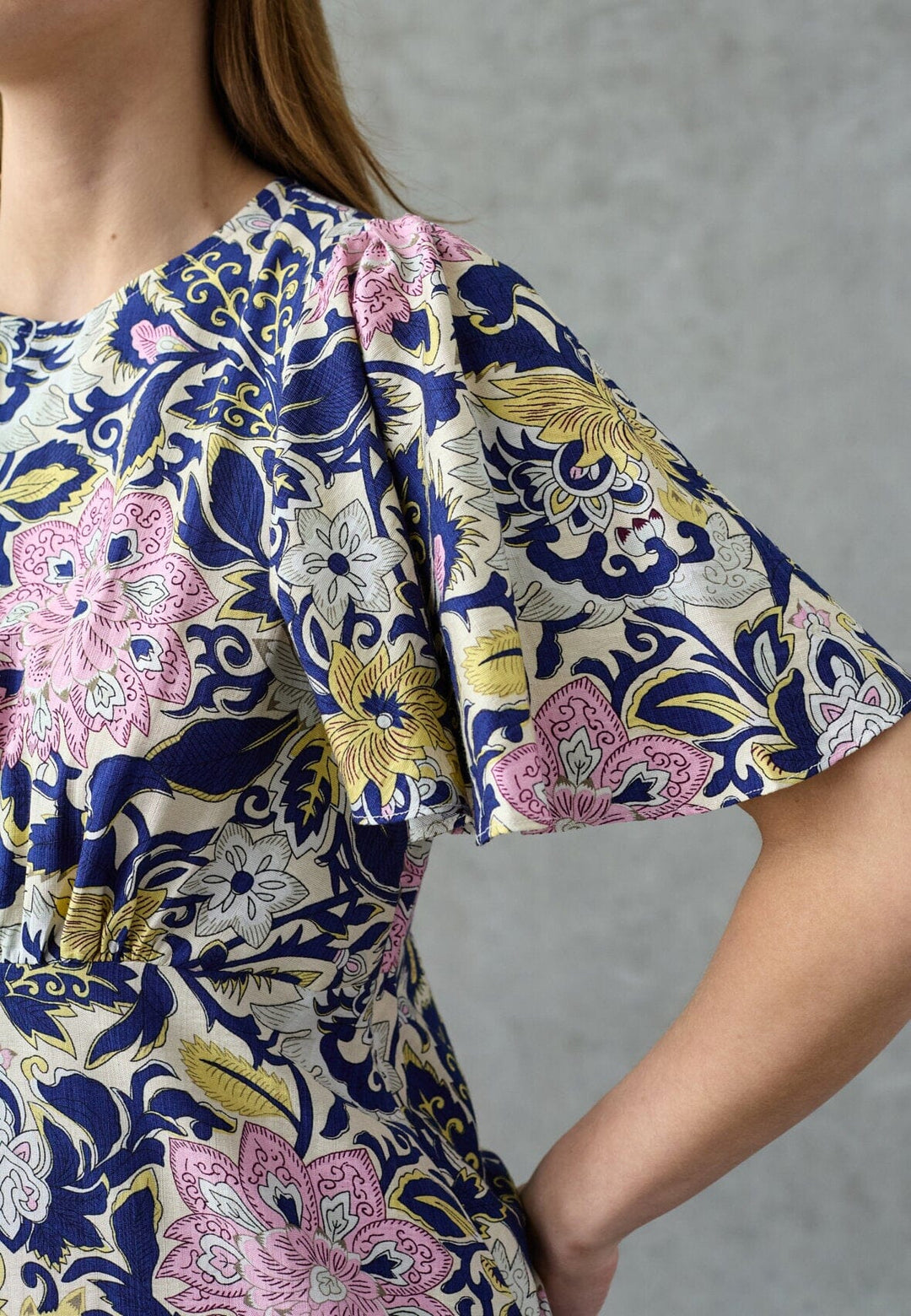 Love & Divine - Love1000-16 19915 - 800 - Navy Paisley Kjoler 