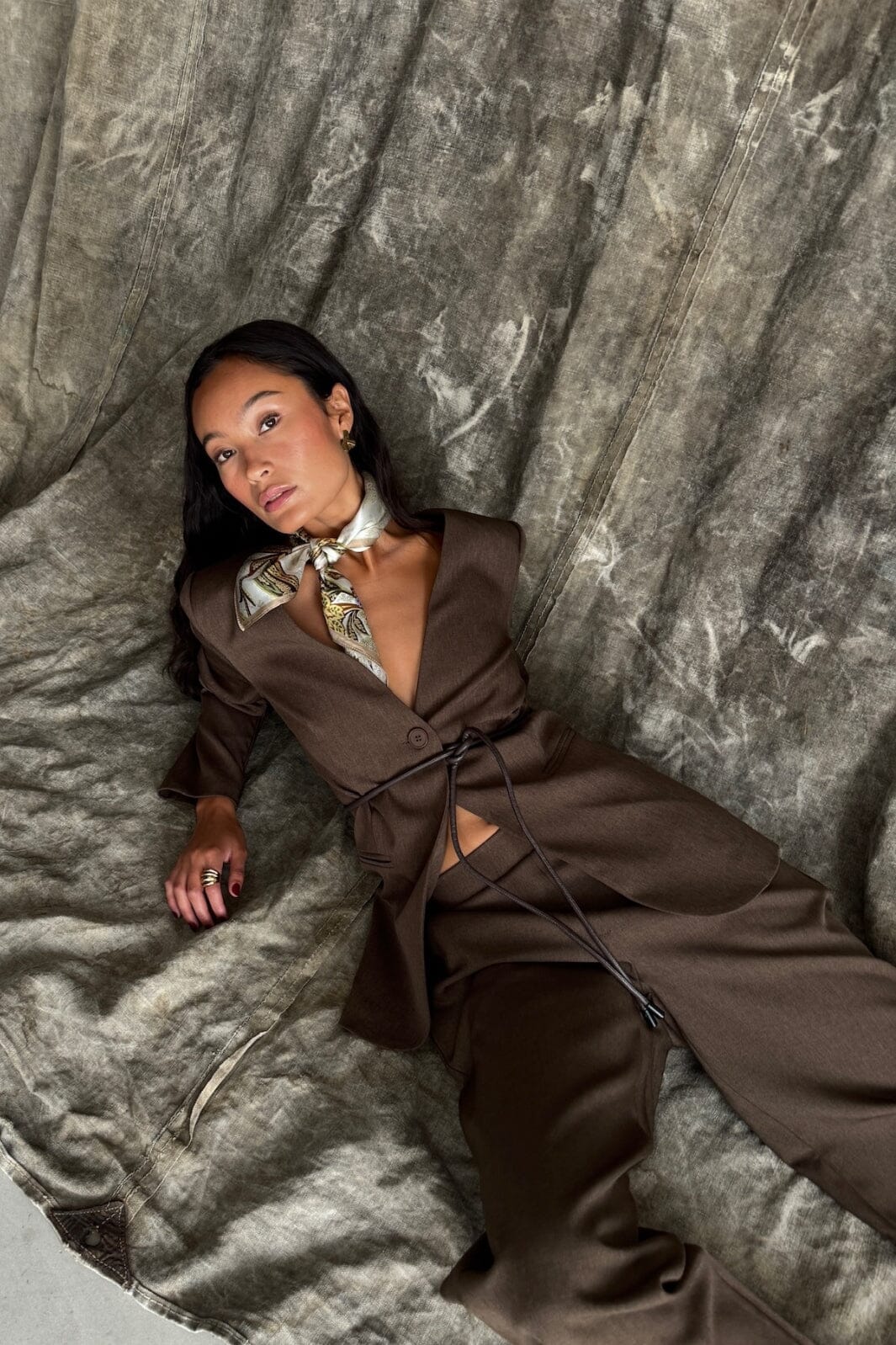 Love & Divine - Love1344 18771 - 201 - Brown Mel. Blazere 