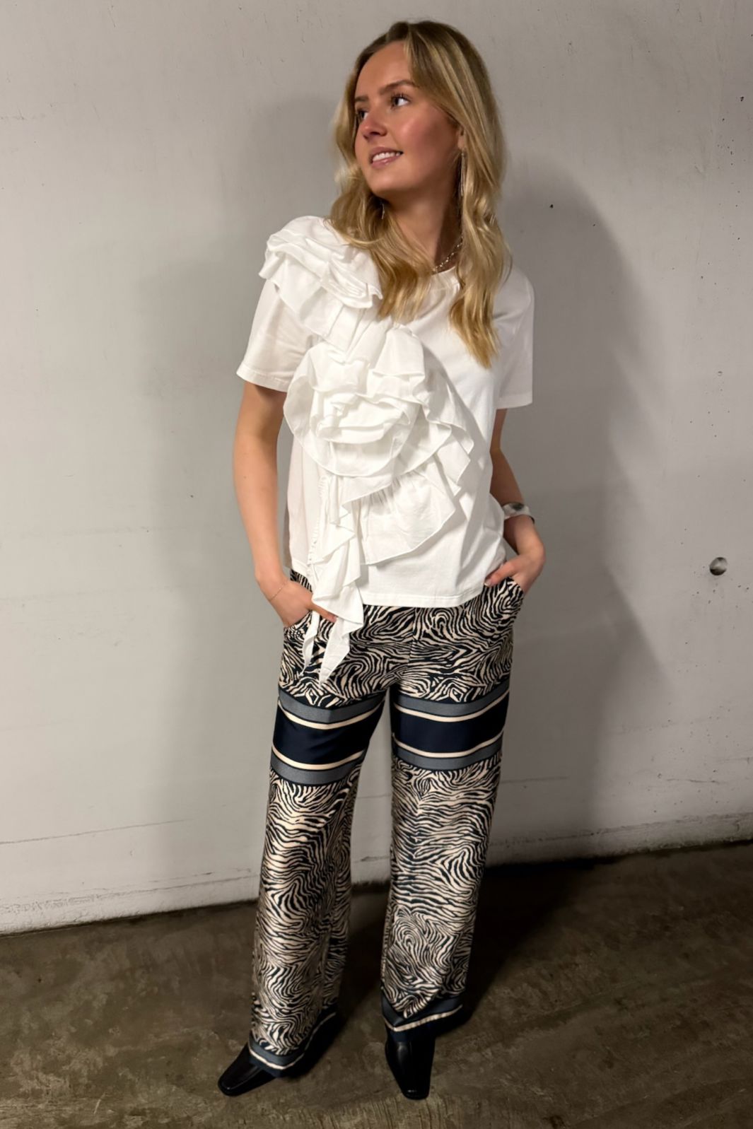 Love & Divine - Love1496 19594 - 100 - White T-shirts 