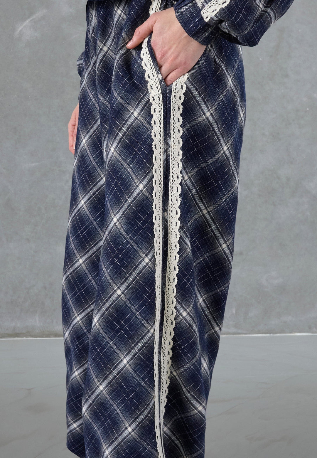 Love & Divine - Love1595-1 20497 - 843 - Navy Check Bukser 