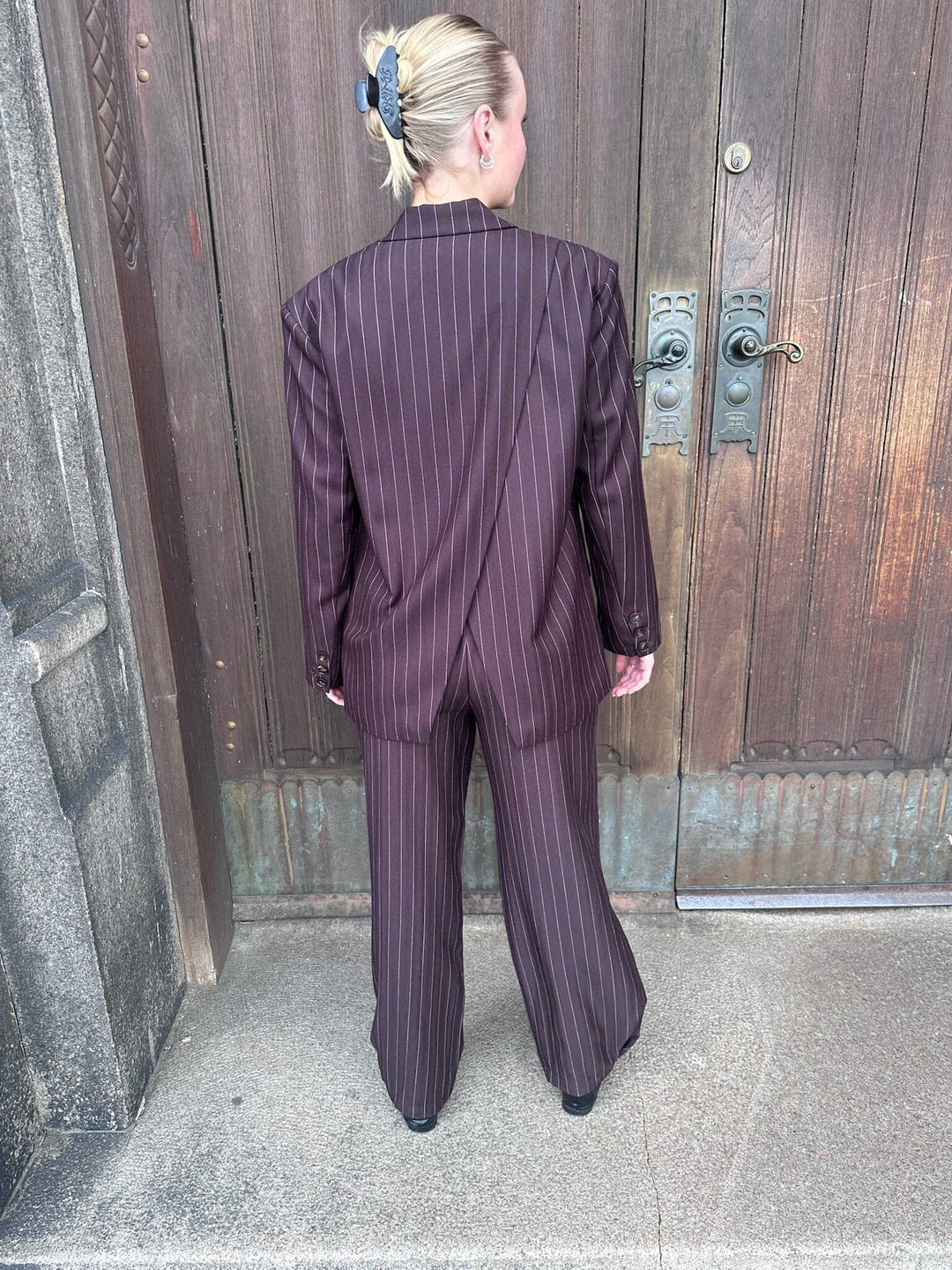 Love & Divine - Love1648 20306 - 834 - Brown Pinstripes Blazere 