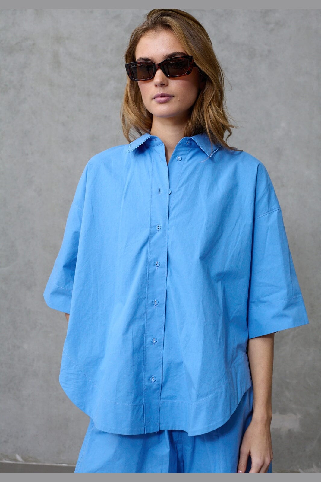 Love & Divine - Love971-15 19850 - 402 - Blue Dream