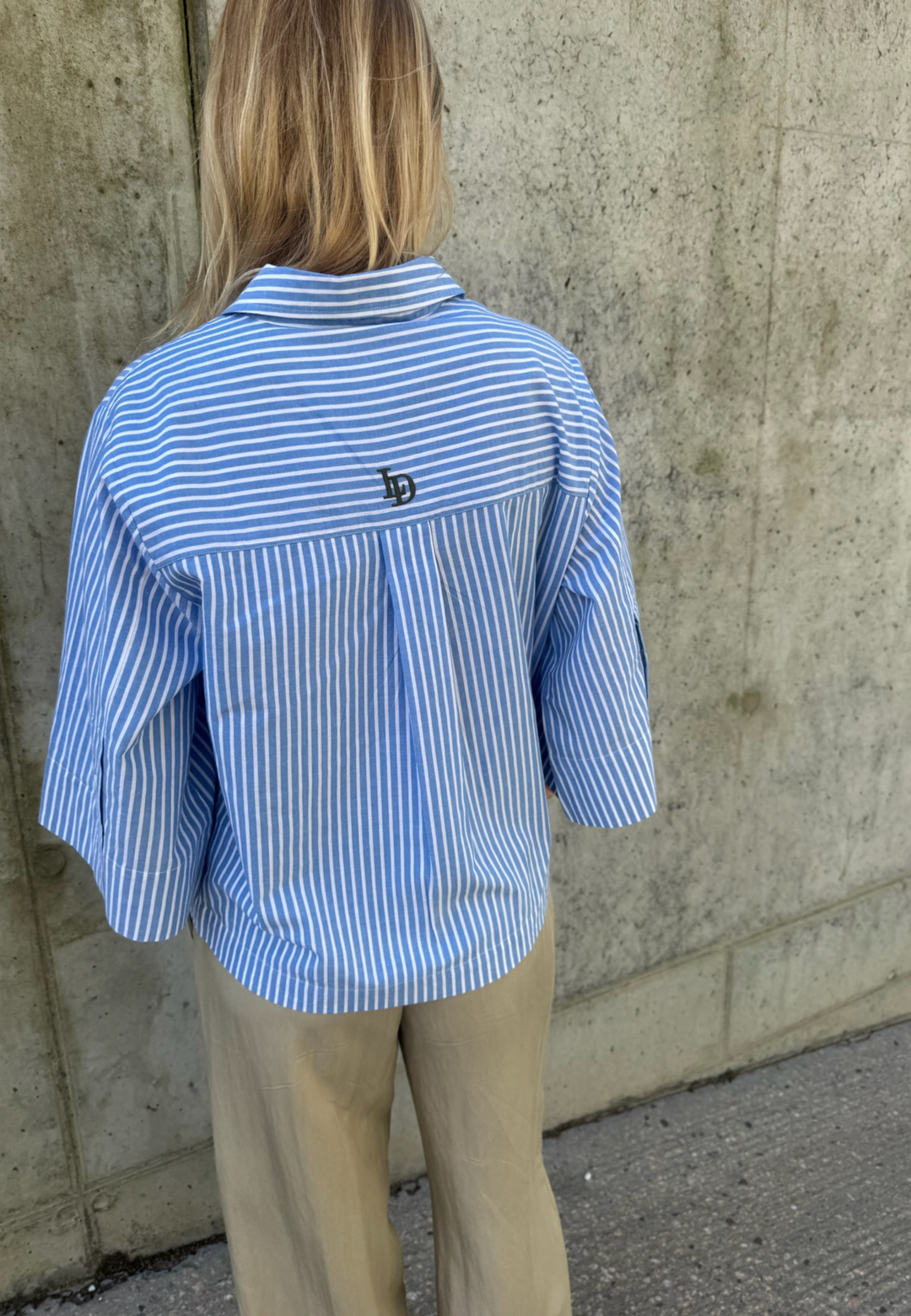 Love & Divine - Love1562 19934 - 401 - Blue Stripe