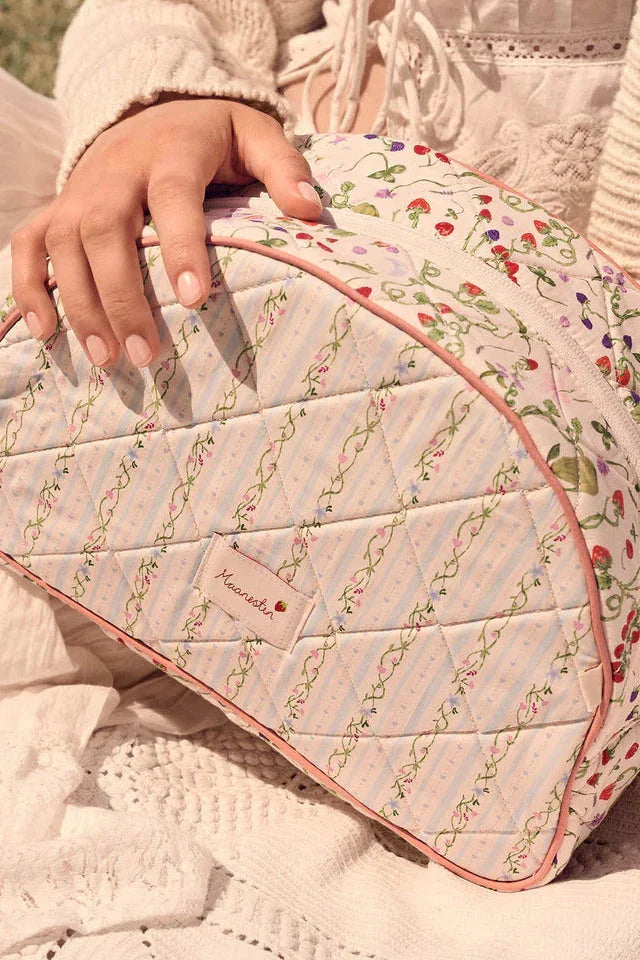 Maanesten - Makeup Bag Big Summer Stripes Blue - 4119 Toilettasker 