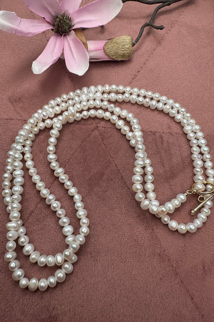 Mellow Moon - Long Pearl Necklace Hoop - Forgyldt Halskæder 