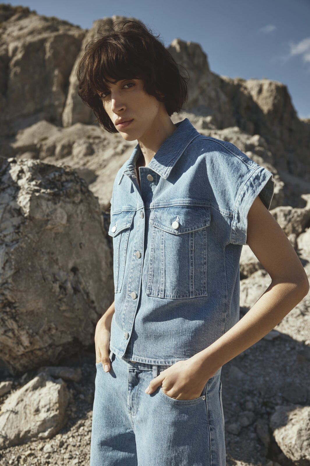 Moss Copenhagen - Mschelida Ada Ss Denim Shirt 19026 - Light Blue Wash Skjorter 