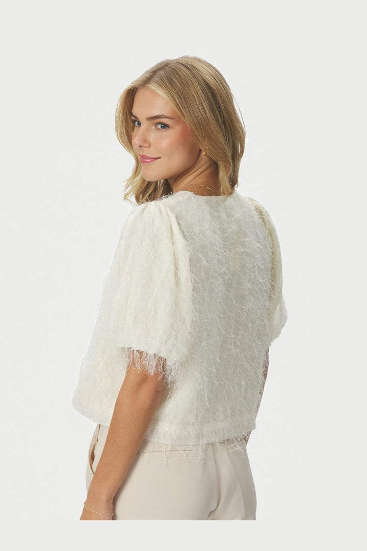 Neo Noir - Aisa Frilly Blouse 167582 - 122 - Creme