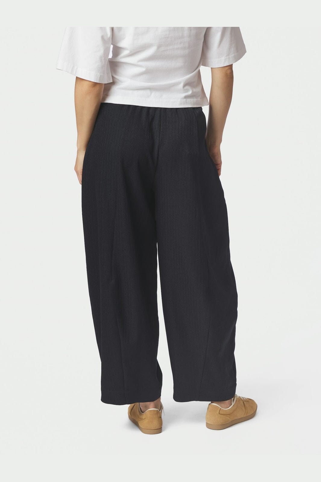 Neo Noir - Eveline Pinstripe Pants 169650 - 141 - Navy