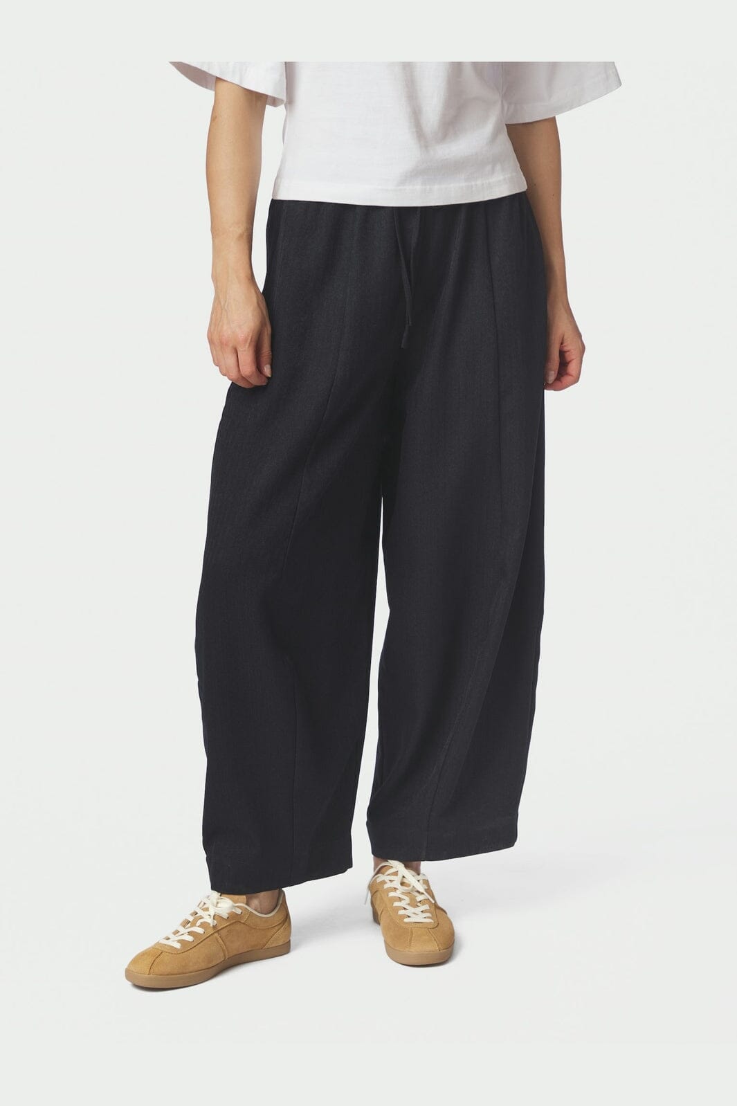 Neo Noir - Eveline Pinstripe Pants 169650 - 141 - Navy