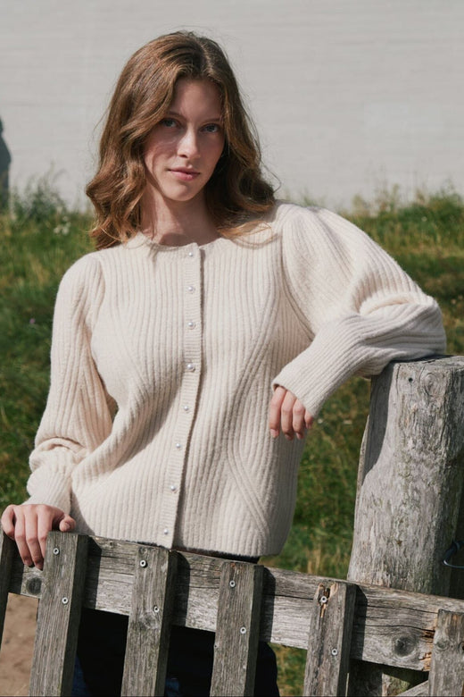 Neo Noir - Puli Knit Cardigan 164838 - 124 - Ivory Cardigans 