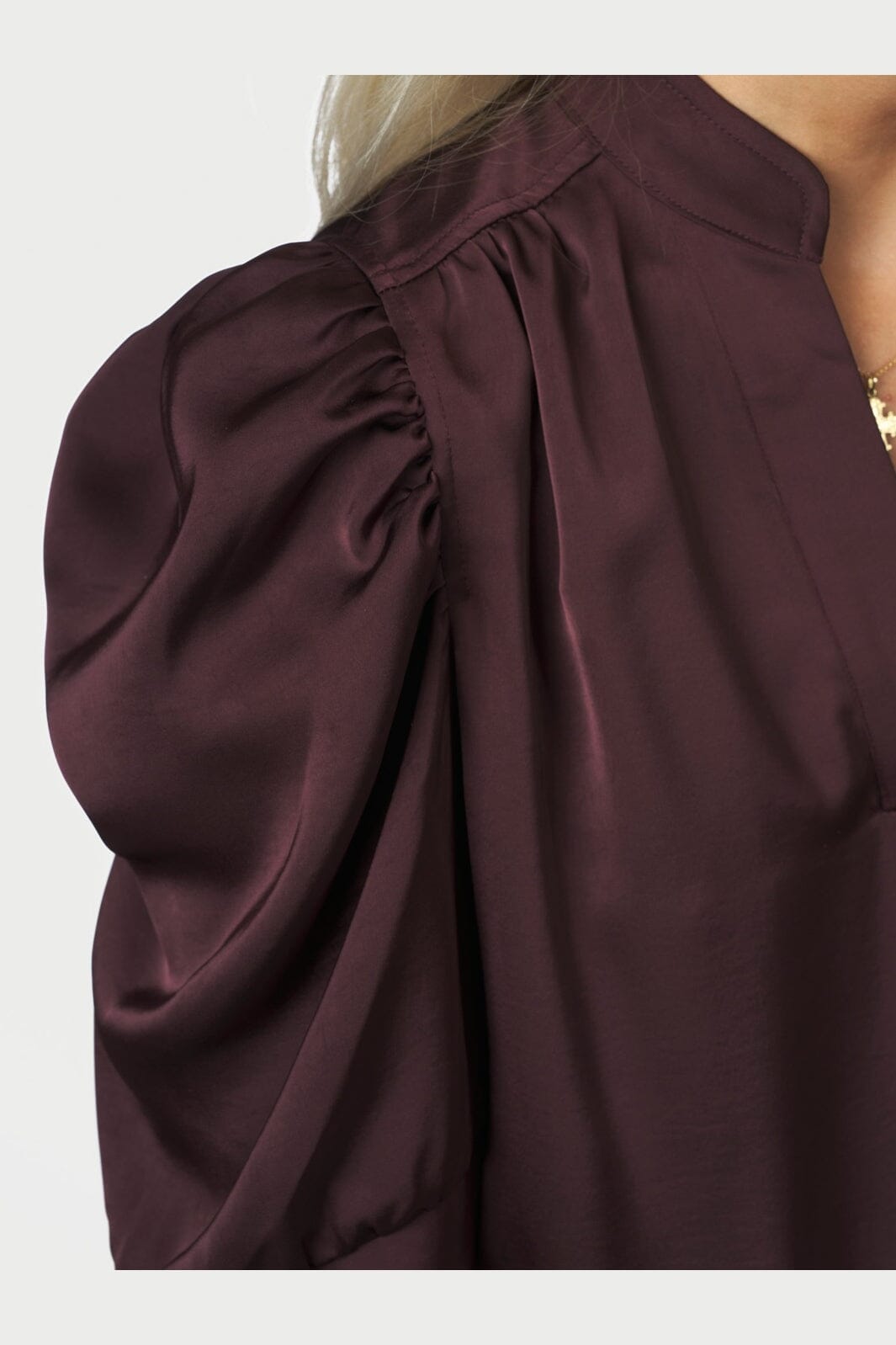 Neo Noir - Roella Heavy Sateen Blouse 162590 - 174 - Burgundy