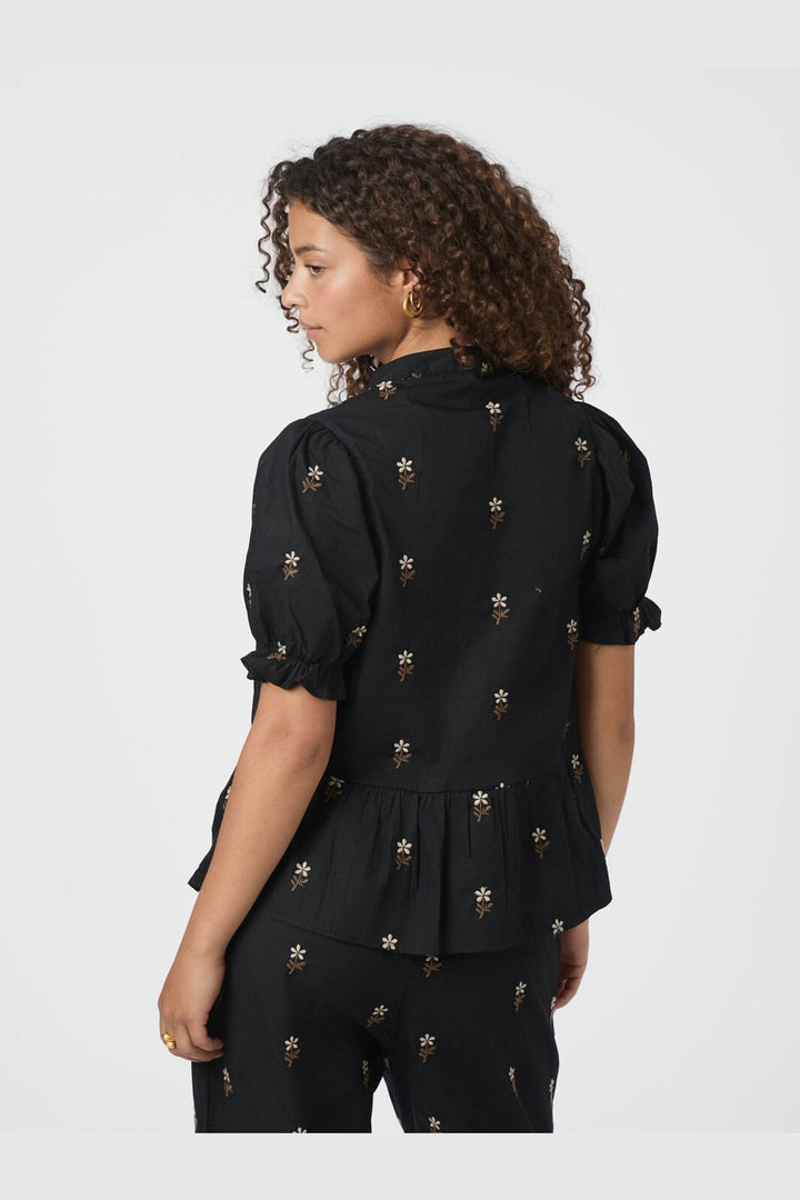 Neo Noir - Savy Flower Emb Blouse 166791 - 100 - Black