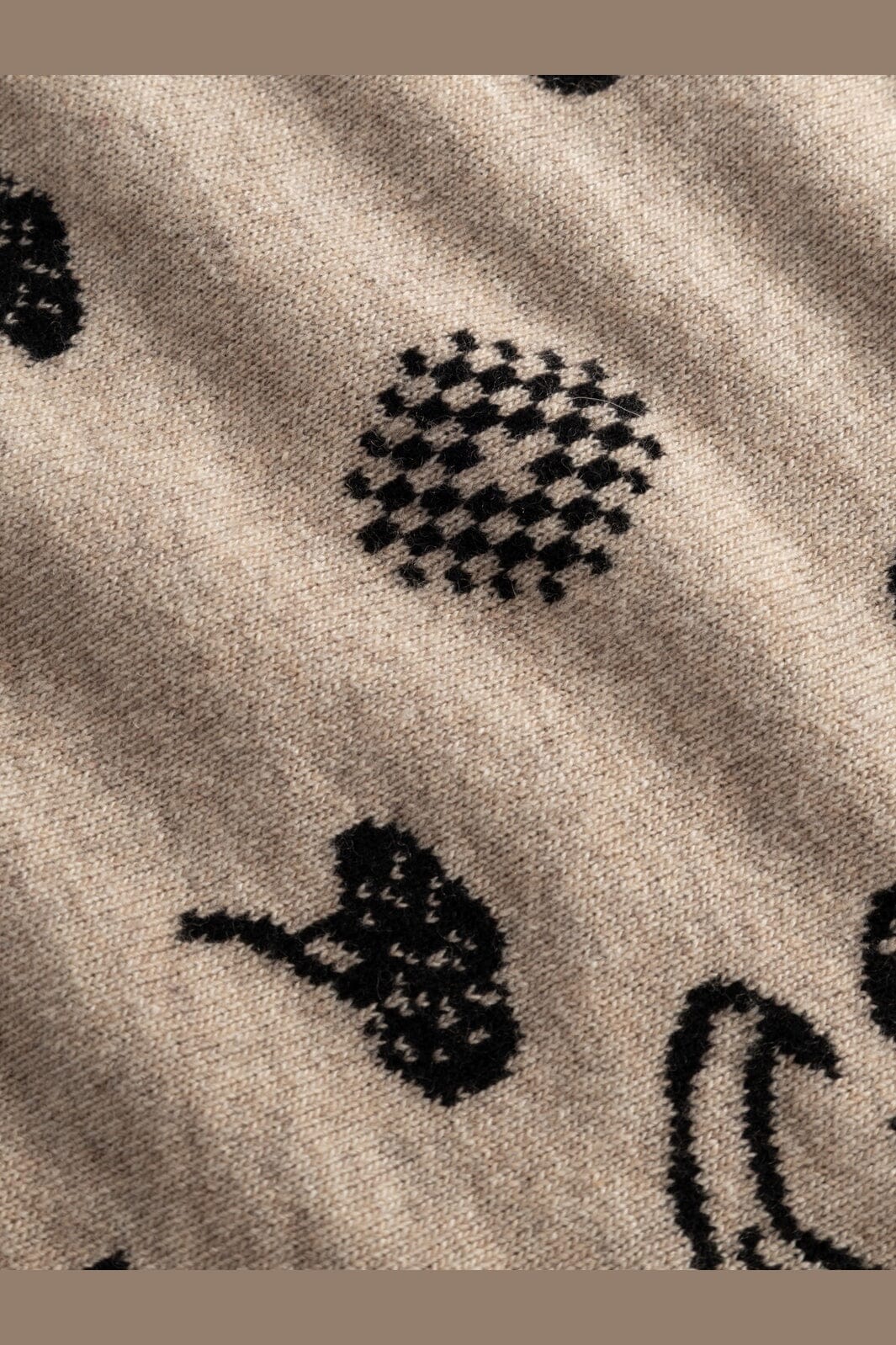 Noella - N-Neomi Scarf 17210001 - 477 - Sand Black Mix