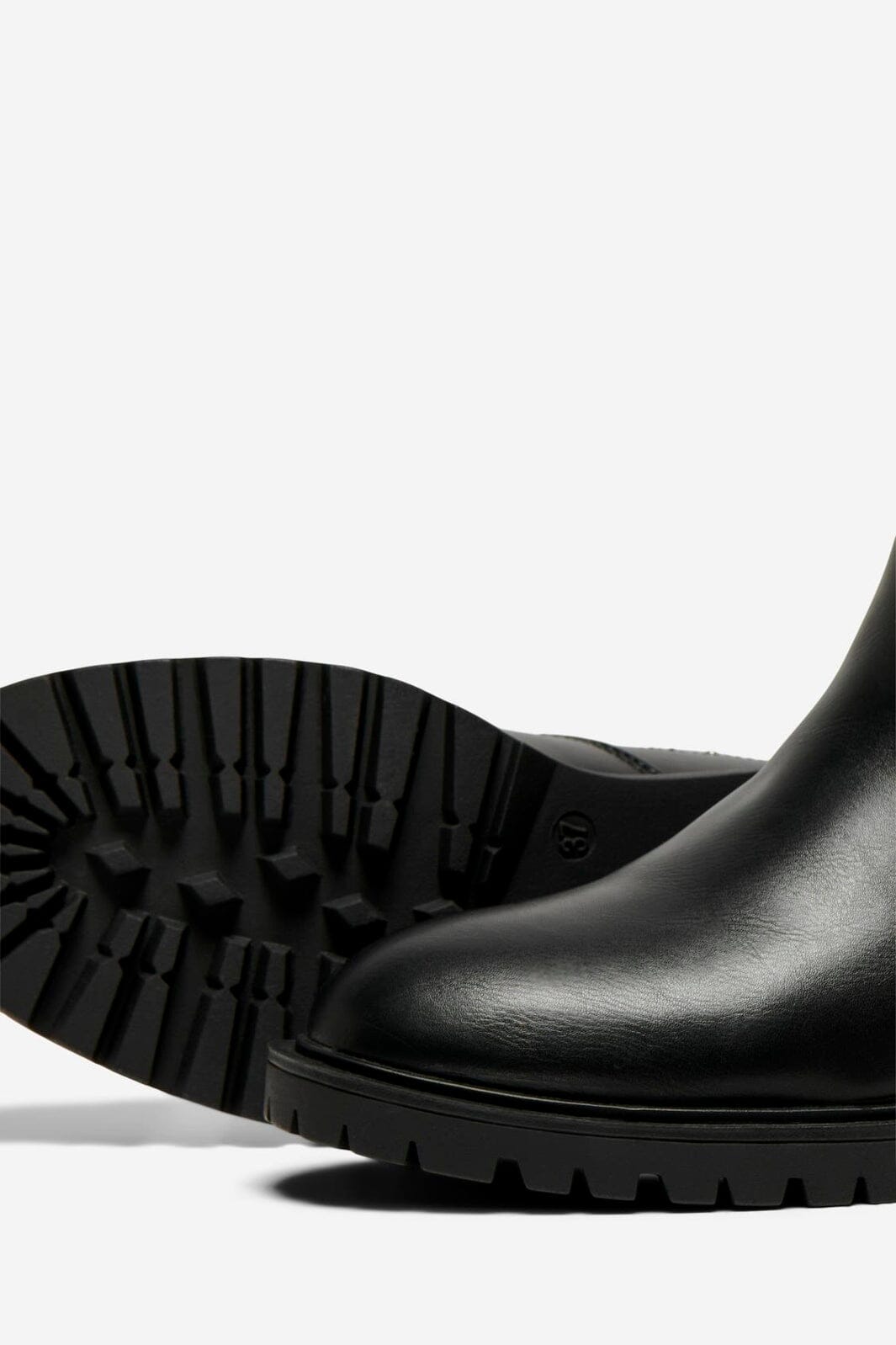 Only Shoes - Onltina-13 Studded Chelsea Boot - 4565590 Black