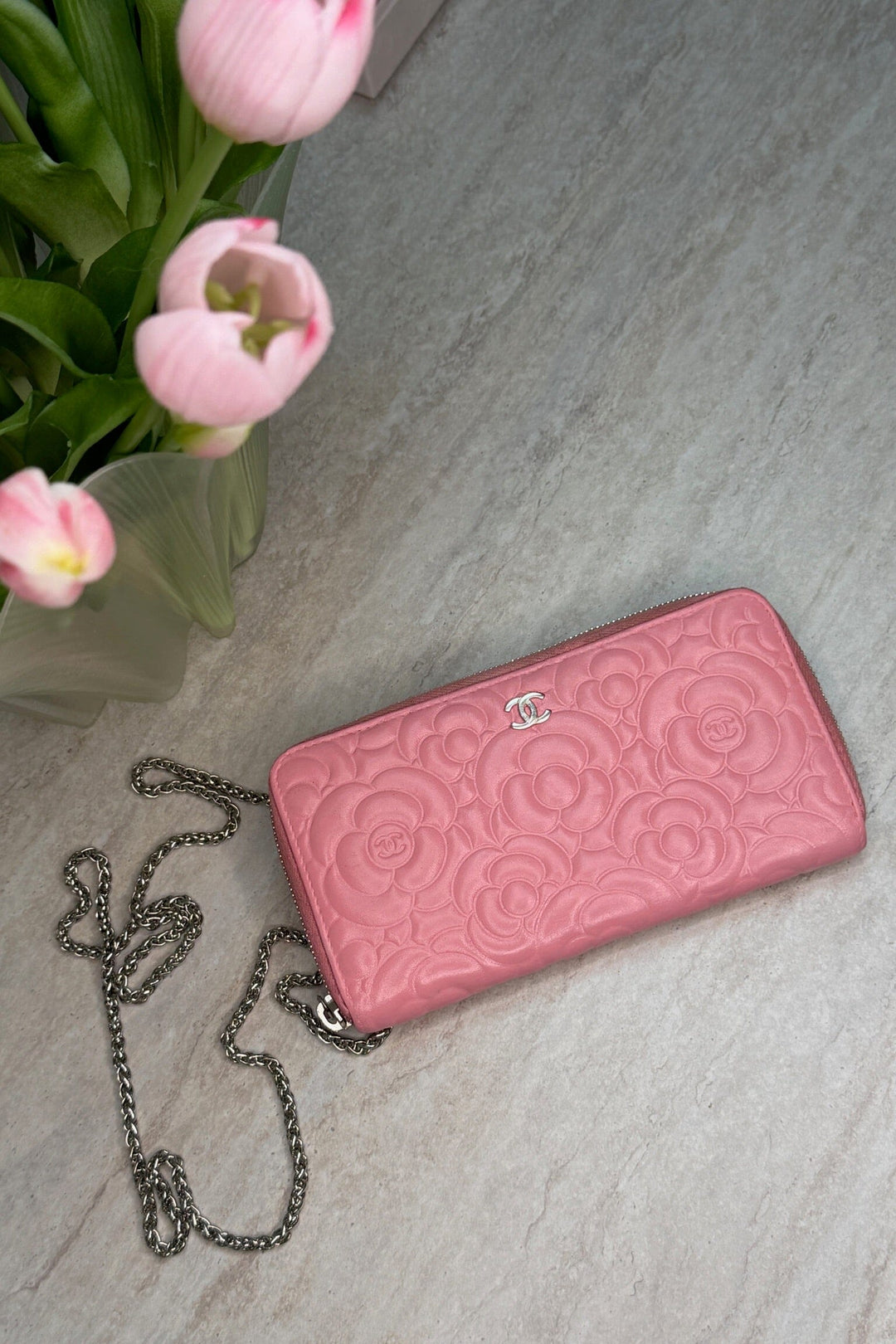 Preloved Vintageline x Molly&My - Chanel Camellia - Pink Tasker 