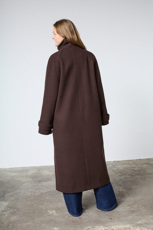 Sisters Point - Caleb-N.Long4 19687 - 222 - D. Chocolate