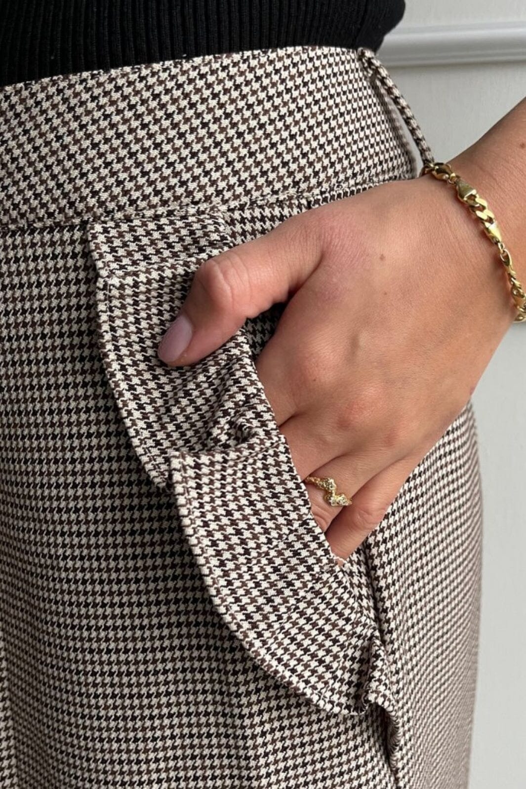 Stories From The Atelier By Copenhagen Shoes - As Magic Pants CC8097 - 902 - Sand Check