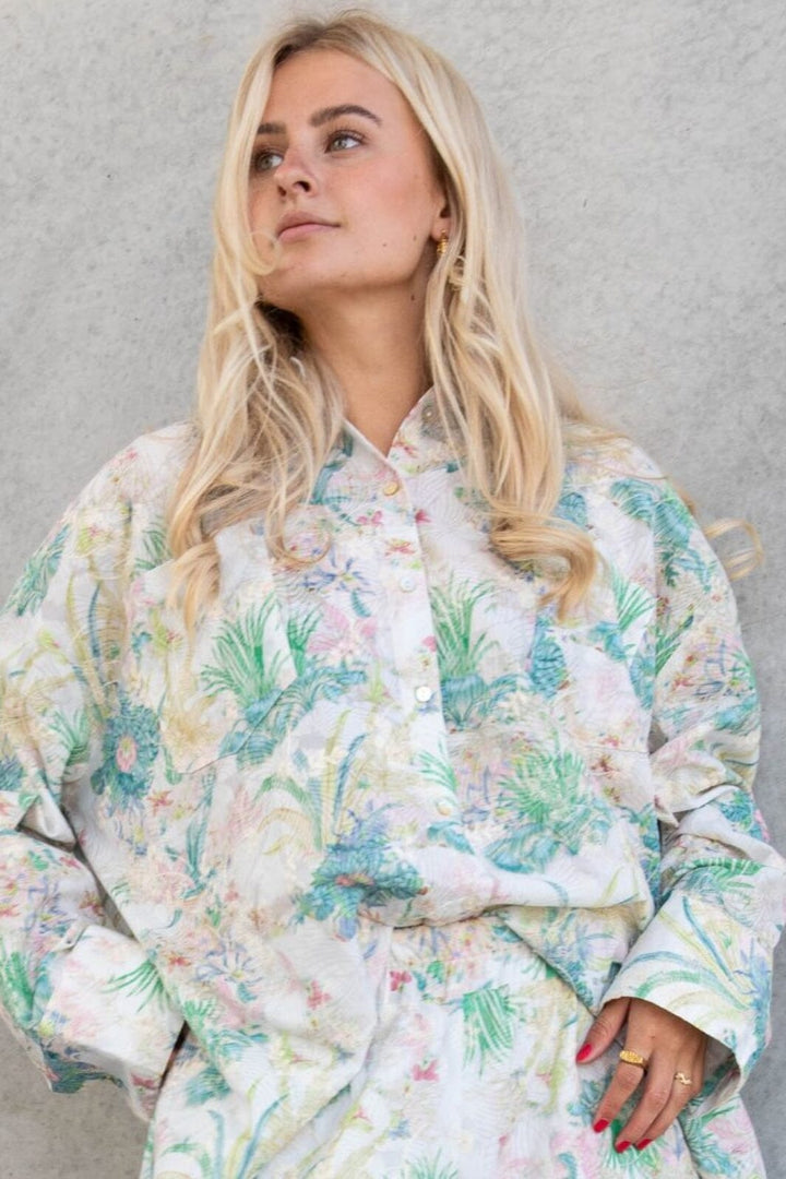 Stories From The Atelier By Copenhagen Shoes - My Lovers Shirt - 388 Multi Flower Skjorter 
