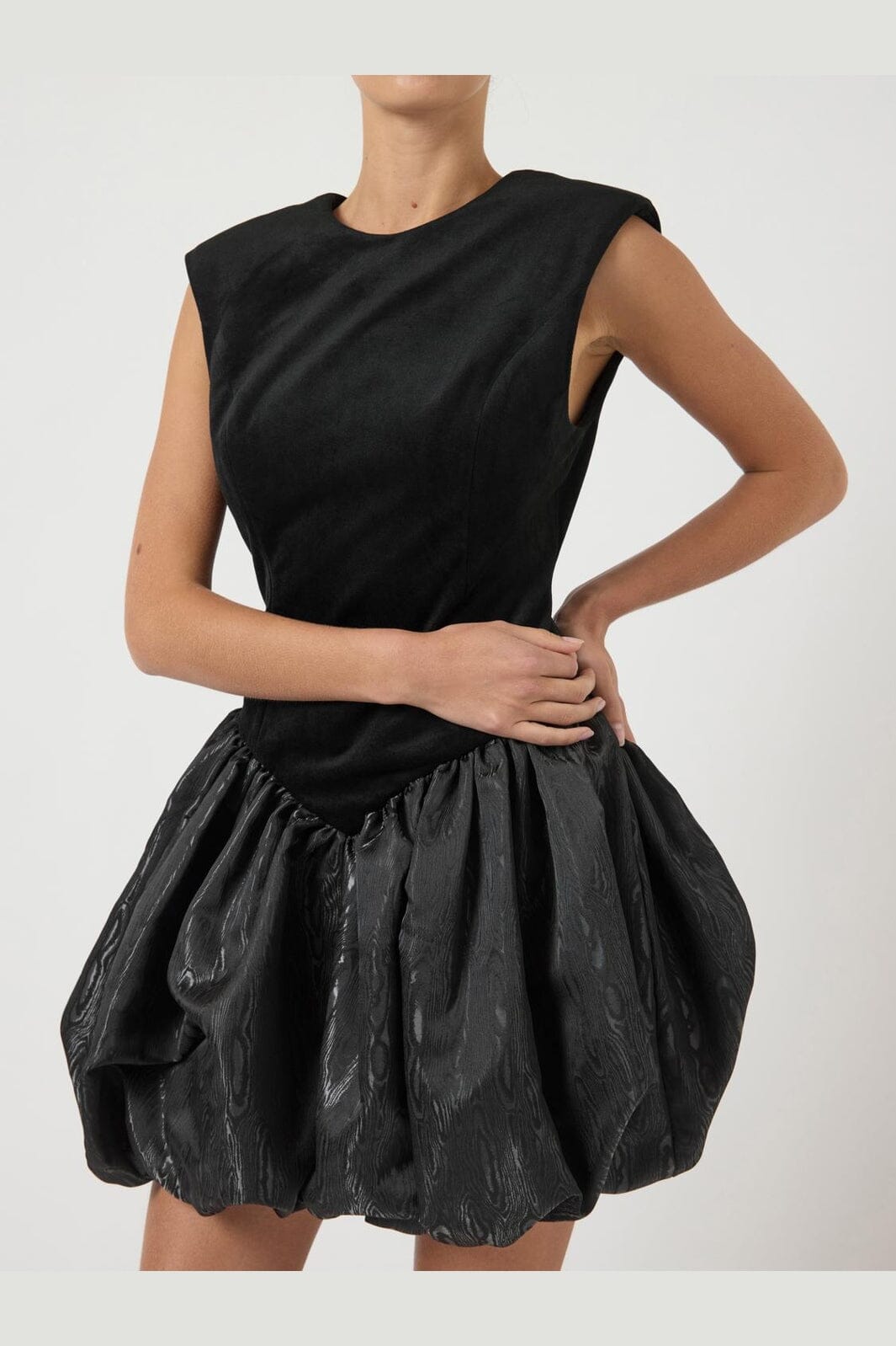 YAS - Yassarah Sl Bubble Hem Dress Gf - 4933406 Black